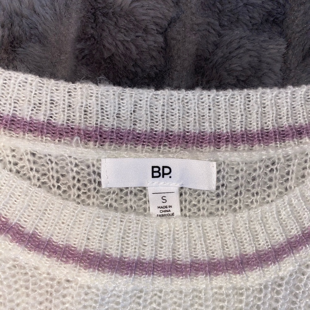 Sweater - Picture 2 of 3
